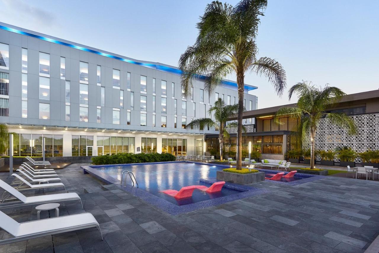 Aloft Queretaro Hotell Exteriör bild