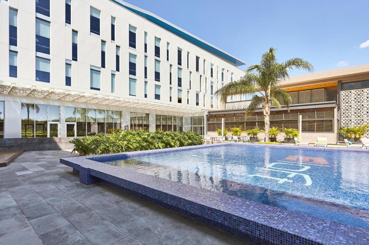 Aloft Queretaro Hotell Exteriör bild