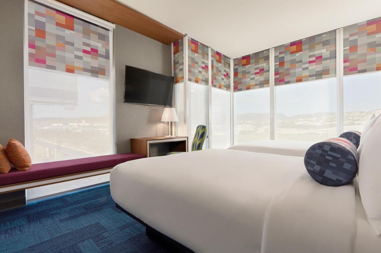 Aloft Queretaro Hotell Exteriör bild